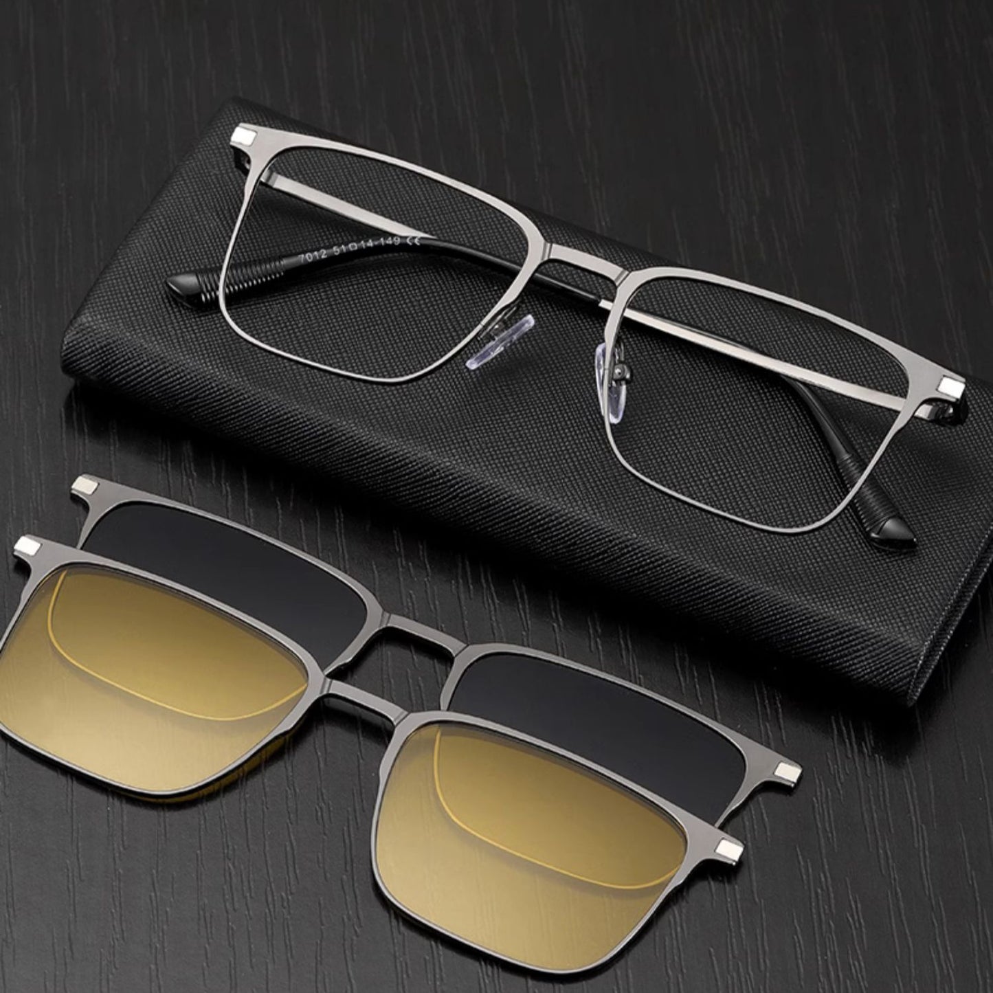 TXOME Ava Magnetic Clip On Glasses -TXOME