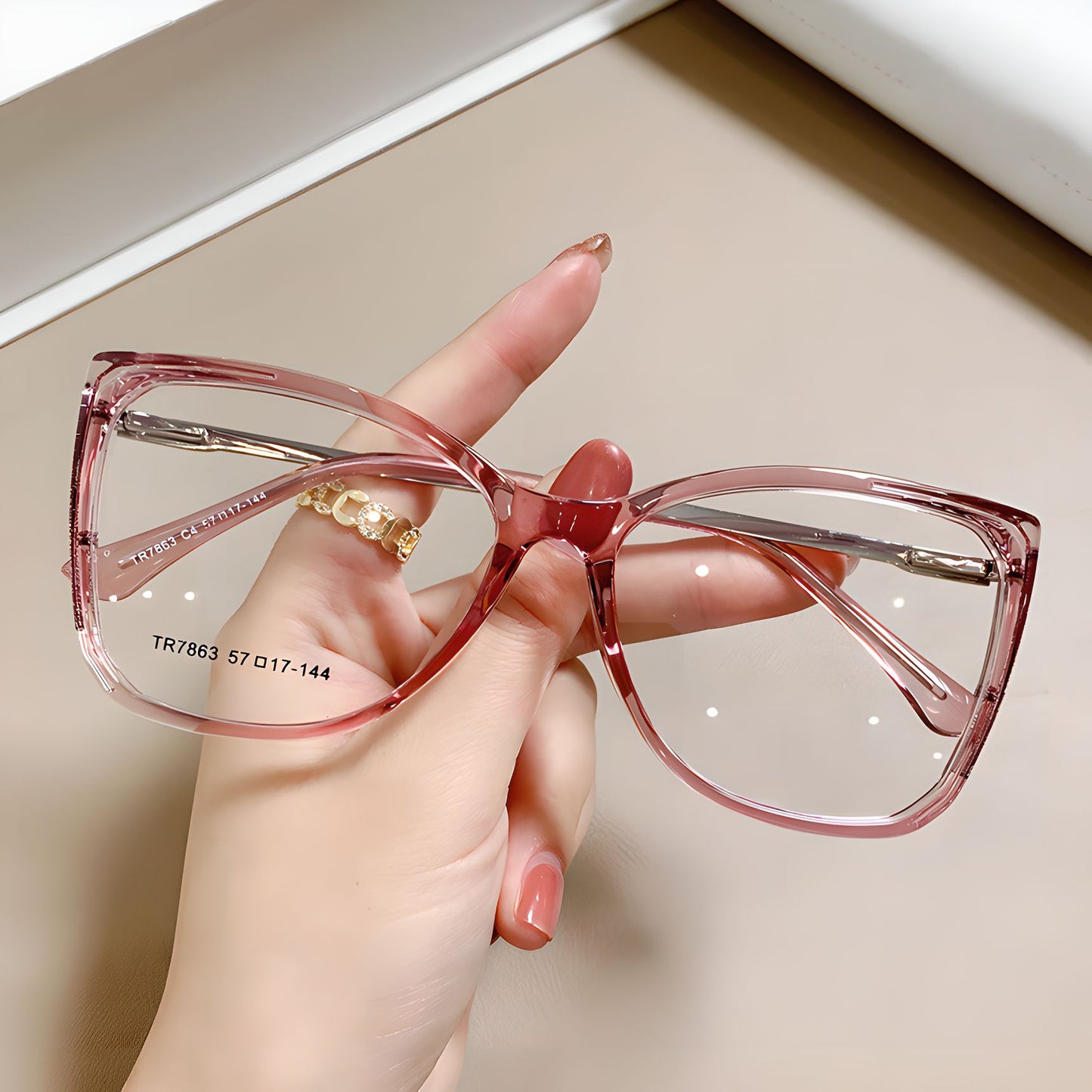 TXOME Irene Oval Glasses